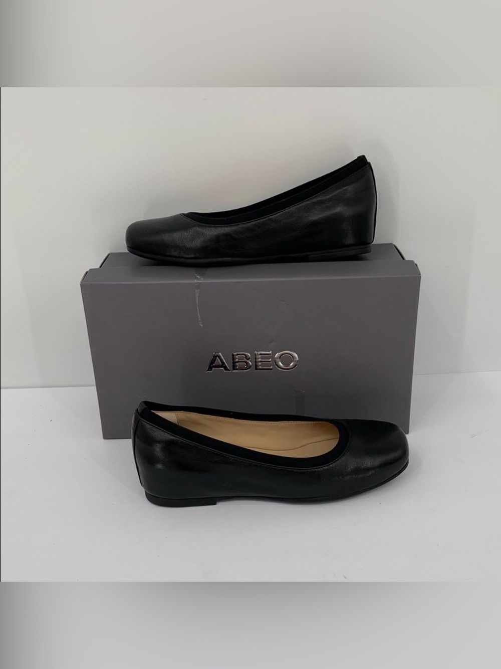 ABEO Cadence ballet flat black leather comfort footbed slip-on shoe new 6